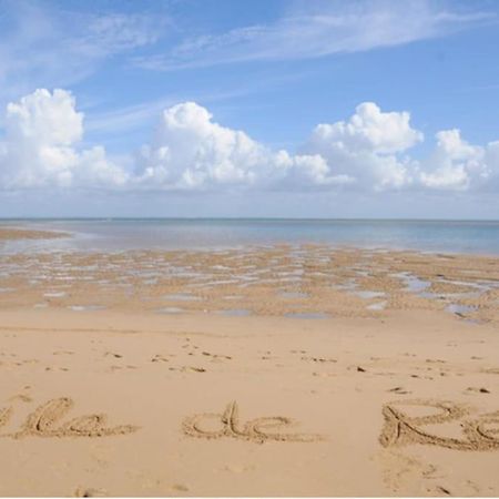 Le Clos Des Flots - La Plage La Flotte Bagian luar foto